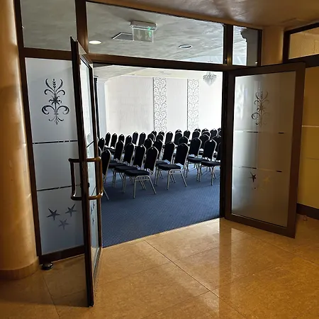 Koch Hotell 3*